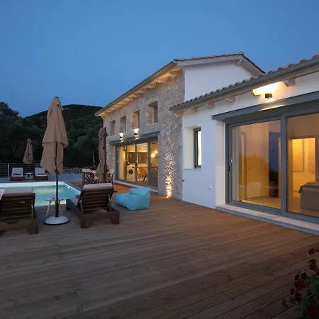 Tsakmakis - Luxury - Panoramic Sea View Lefkada Villa *